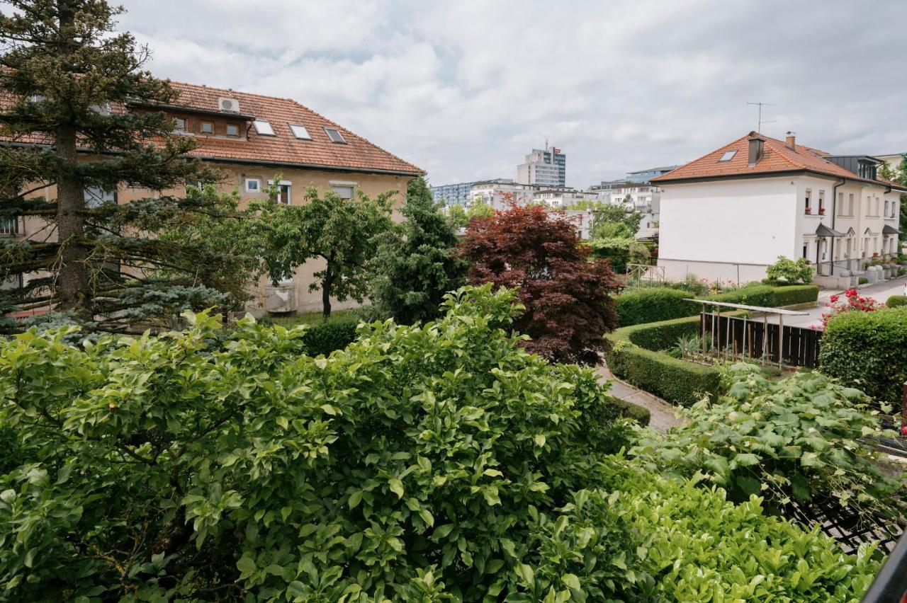 Ljubljana C17 4-Bedroom Private Row House With Garden And Parking Dış mekan fotoğraf