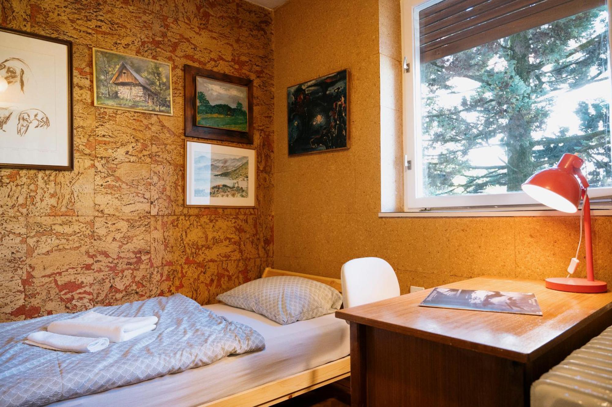 Ljubljana C17 4-Bedroom Private Row House With Garden And Parking Dış mekan fotoğraf